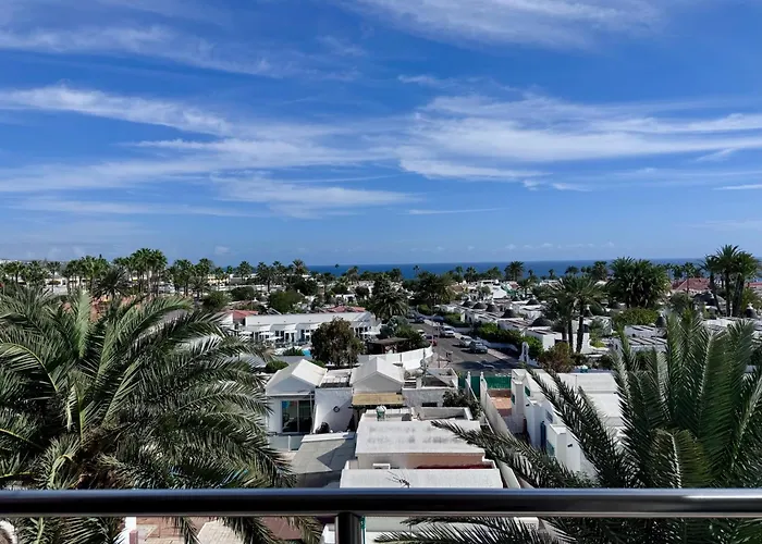 Excelsior I Sea View Apartment